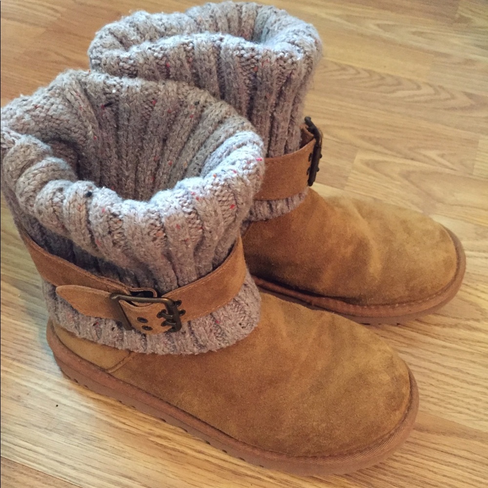 UGG Short Boots